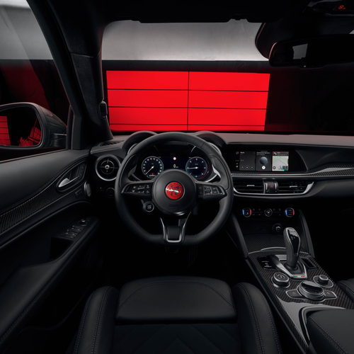 2027 Alfa Romeo Stelvio Luna Rossa Interior